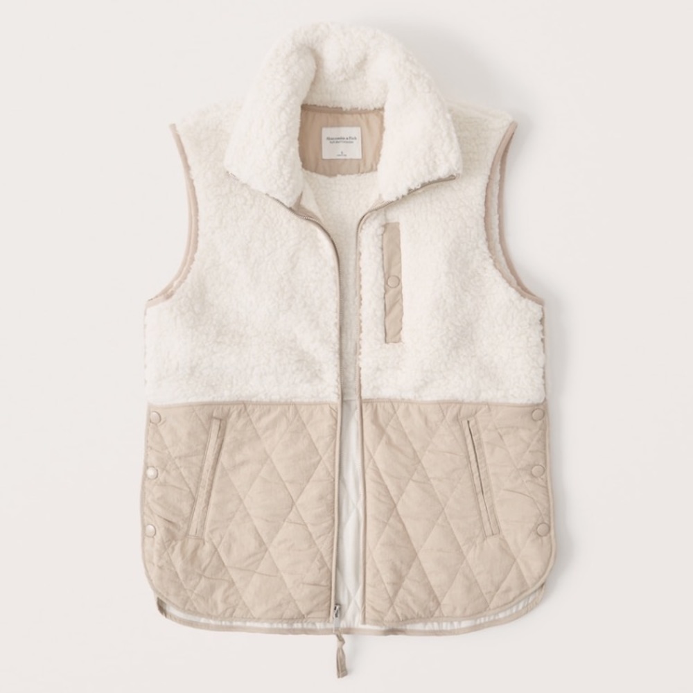 Abercrombie and Fitch - Sherpa Snap Vest